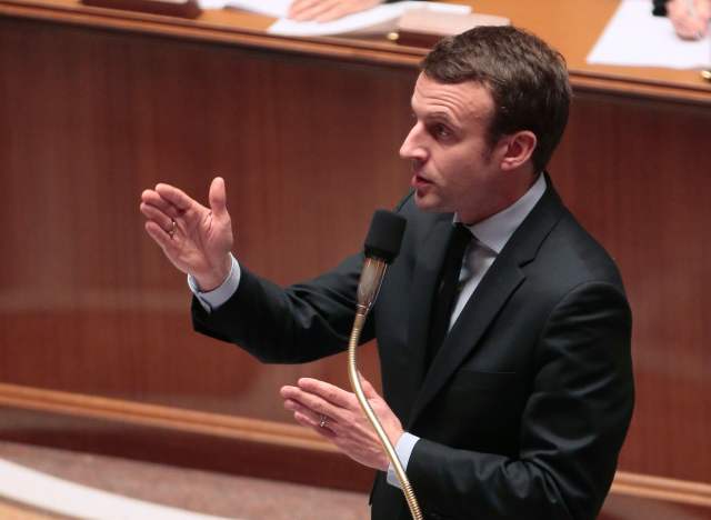 法国最热总统候选人被曝“婚外情” 马克龙否认