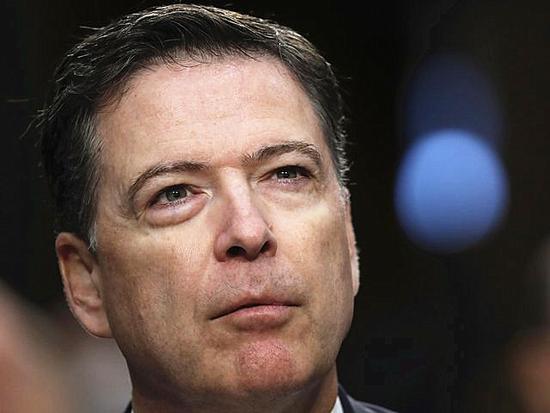 6月8日,美国联邦调查局前局长科米在参议院情报委员会听证会上作证。(新华/美联)