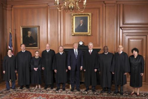 特朗普一纸限令,美利坚几度风波:六国民众赴美难