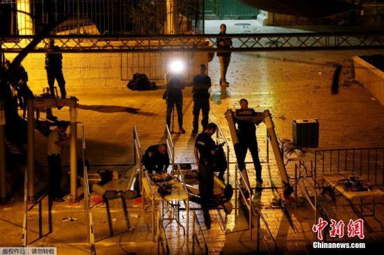 ����ʱ��2017��7��24������Ү·���䣬��ɫ�а�ȫ�����Ƴ�ʥ��ɽ��ڵĽ���̽���š�