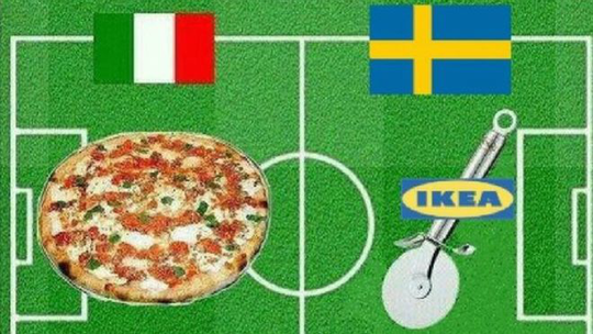 意大利球迷与瑞典球迷互怼 披萨和宜家躺枪.