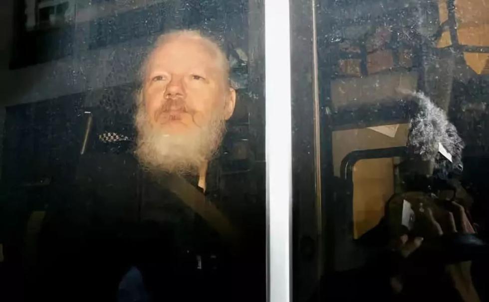 阿桑奇被抓后，祖国澳大利亚政府的表现被骂翻了