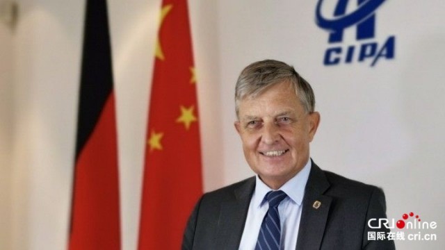 ���ȵ�۲죩ŷ�ޡ����������ʿ�����й���ʮ�󱨸�_fororder_1