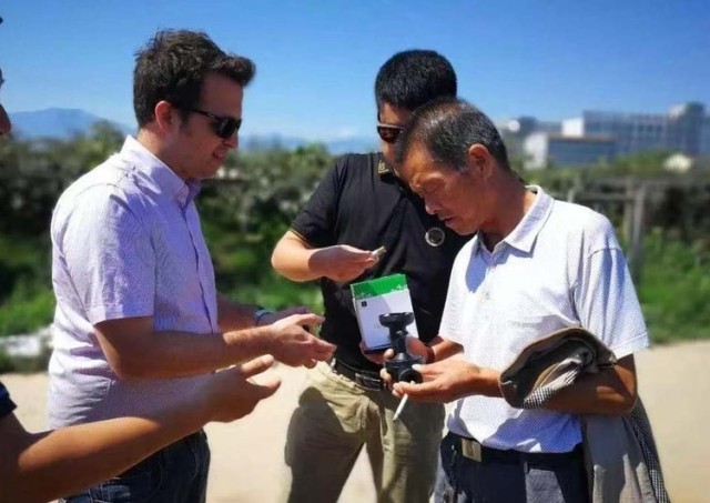 以色列企业高管石丹:“我在中国生活的15年”_fororder___172.100.100.3_temp_9500033_1_9500033_1_1_f0200f51-f6d5-4103-9f57-0e7424a5a852