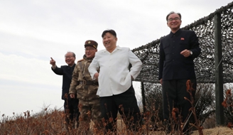 朝中社：朝鲜进行重要武器试验和发射训练_副本.jpg