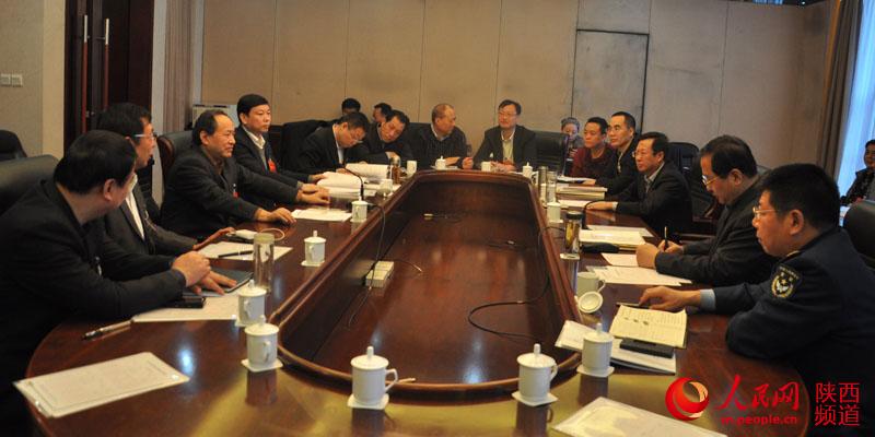 政协委员各抒己见为陕西跨越发展建言献策