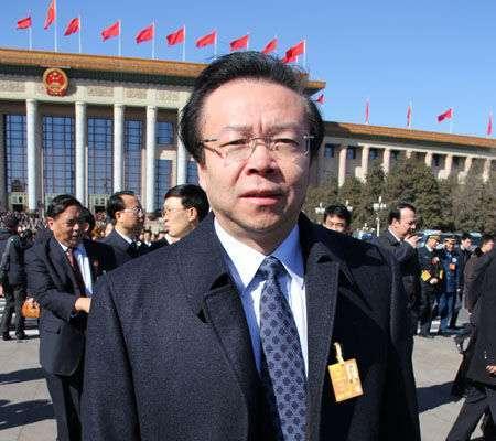 赖小民代表建议延长春节假期至15天