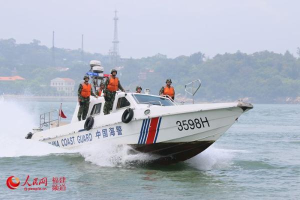 >> 正文   人民网厦门3月9日电(徐林)9日,记者从福建厦门海警三支队