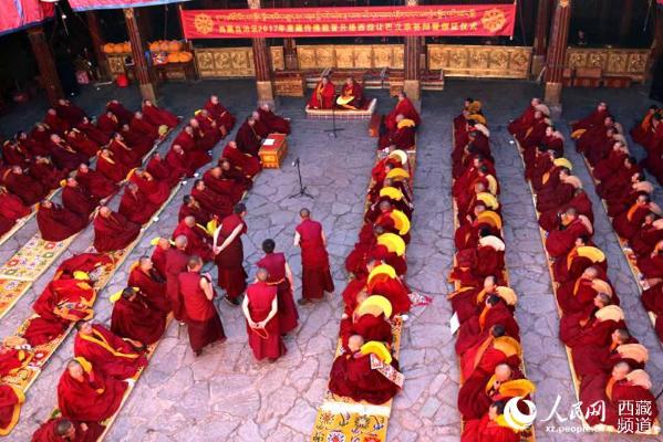 西藏10名僧人获得藏传佛教格鲁派最高学位格西拉让巴