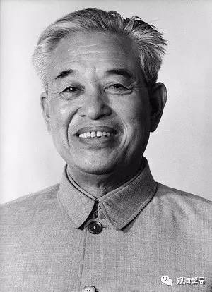 新中国首任审计长去世 中顾委委员仅剩11人