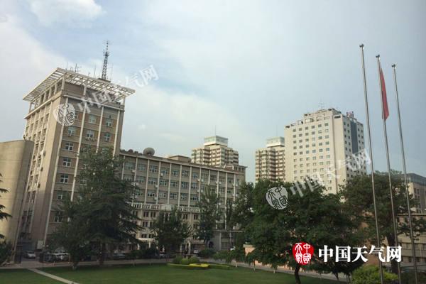 北京北部今有阵雨最高温27℃ 14日或再现高温