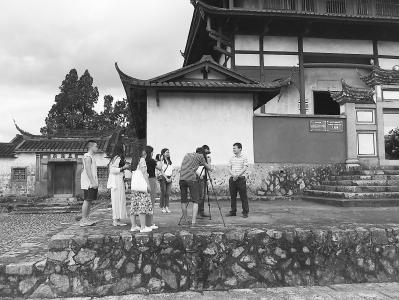 成为第二课堂社会实践让暑假