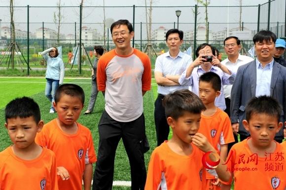江苏海门踢出足球小镇:一个梦想书写的现代传