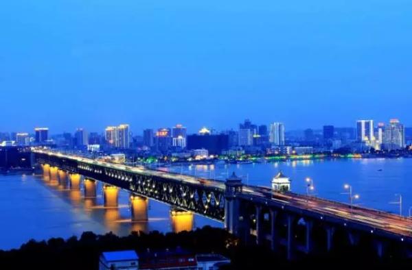 中国“东西大动脉”沿江高铁规划：成都7小时直达上海
