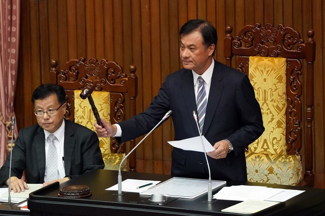 photo (1).jpg photo (1).jpg