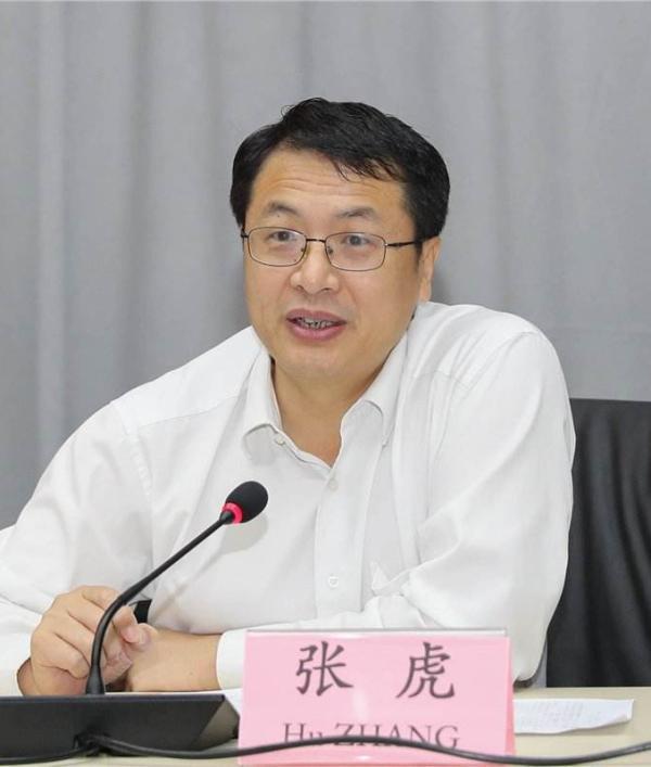 张虎任广东省政府副秘书长、办公厅主任