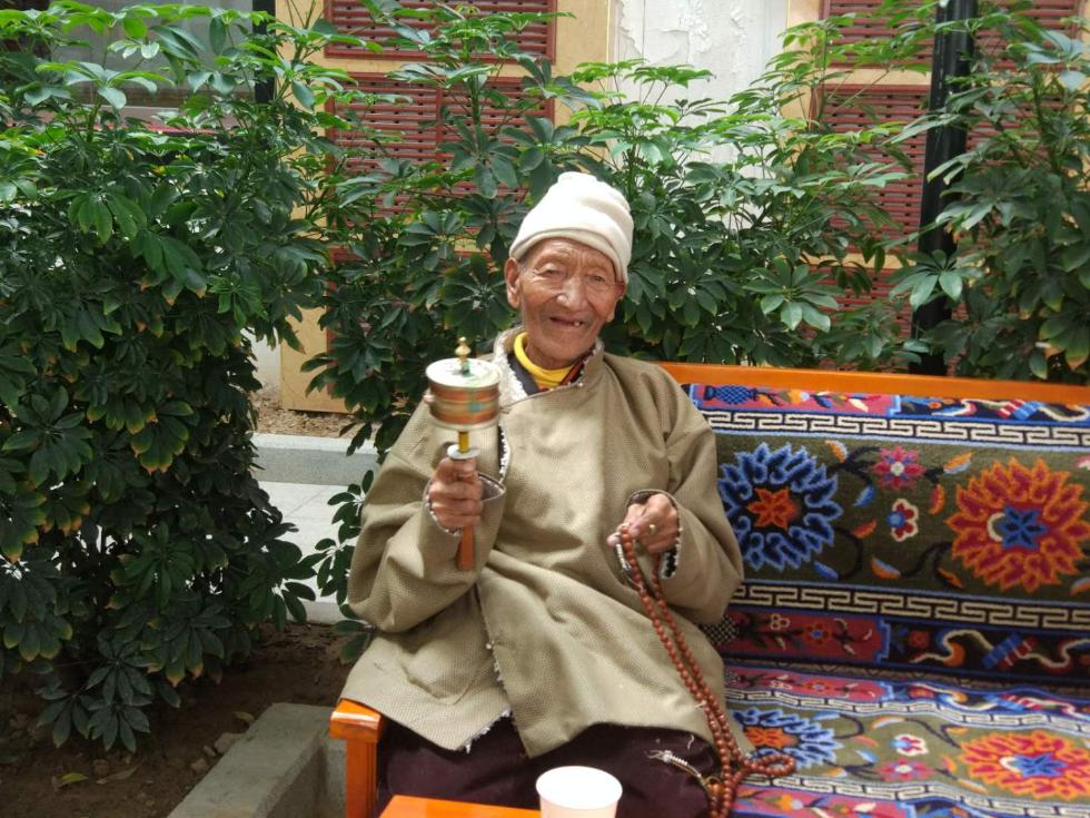 ����ʱ�����Ҹ������±߽���˫���й�������һ��һС