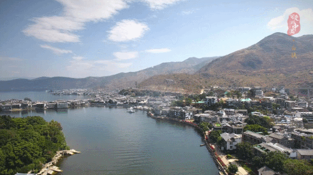 “可爱的中国”之白族:画在民居上的艺术 写在照壁上的家风 “可爱的中国”之白族:画在民居上的艺术 写在照壁上的家风