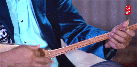 “可爱的中国”之哈萨克族:听不完的冬不拉,数不完的民族传奇... “可爱的中国”之哈萨克族:听不完的冬不拉,数不完的民族传奇...