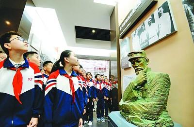 英烈不朽,守护不息,精神不灭 英烈不朽,守护不息,精神不灭