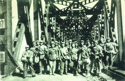 ɽ�������� Ӣ����ؼ�