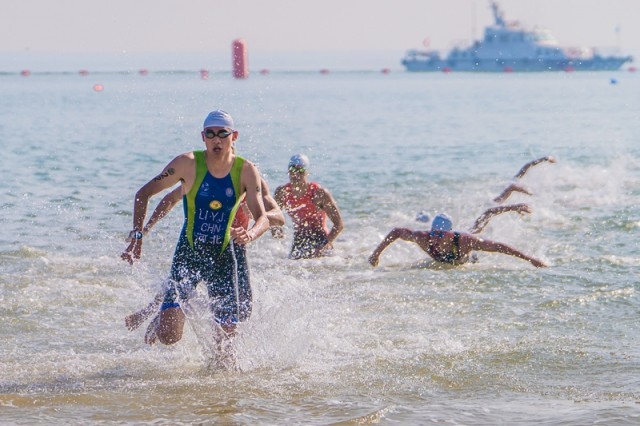 2022������׳�����������������Բ���չ١���������