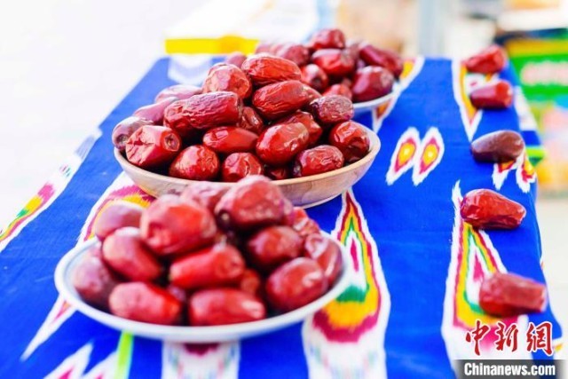 �½��ĺ�����Ƥ����С������ʴࡢ�����㡢ϸ��ˬ�ڡ��������������ʳ�Һͼ�ͥ���������ǵ�ϲ�����������ᰬ���������߶� ��