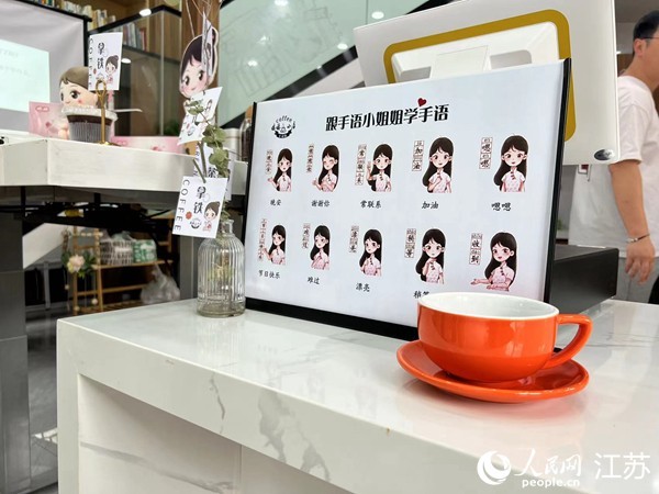 λ�ڰ�̨������˵������������� ��������