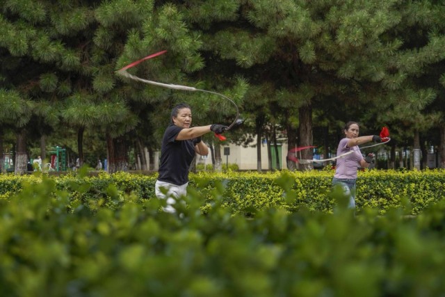 “现代化最重要的指标还泛亚电竞是人民健康”——写在第15个全民健身日之际(图4)