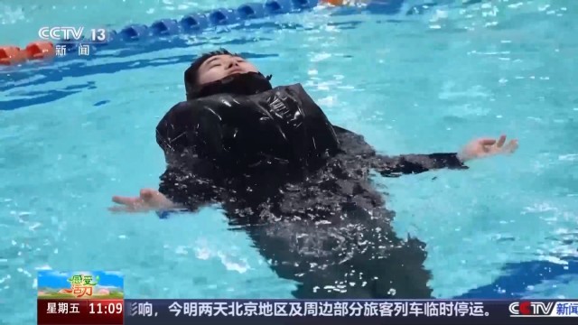 感受活力丨春风吹热户外装备消费 看“浙”里的冲锋衣有个“水上外挂OB电竞APP”(图9)