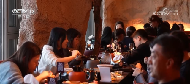 早茶店变身网红打卡点“美食+”新体验打开文旅消费新路径(图6)