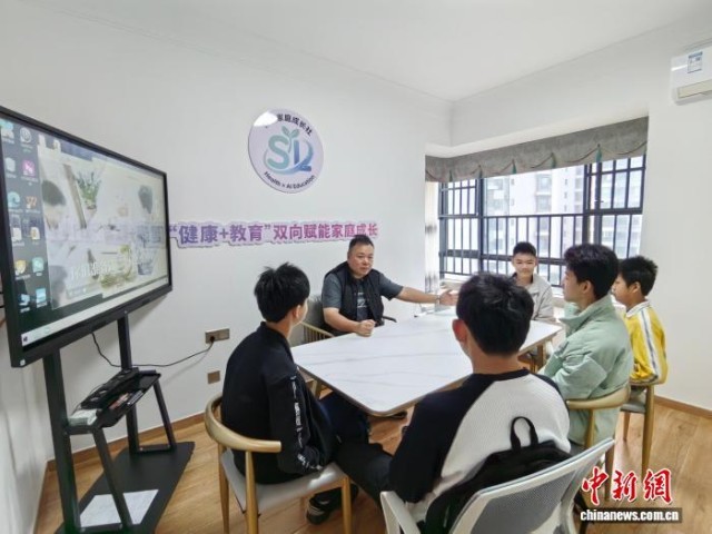 从高校讲台到文化工作室：台胞筑梦海南自贸港(图2)