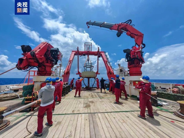“科学”号完成西太平洋共享航次科考凯旋归港(图2)