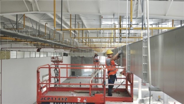 湖北:“五一”不停工建设者坚守岗位抢进度