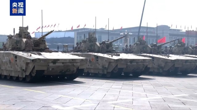 九三阅兵中的钢铁洪流实现了哪些升级?(图1)