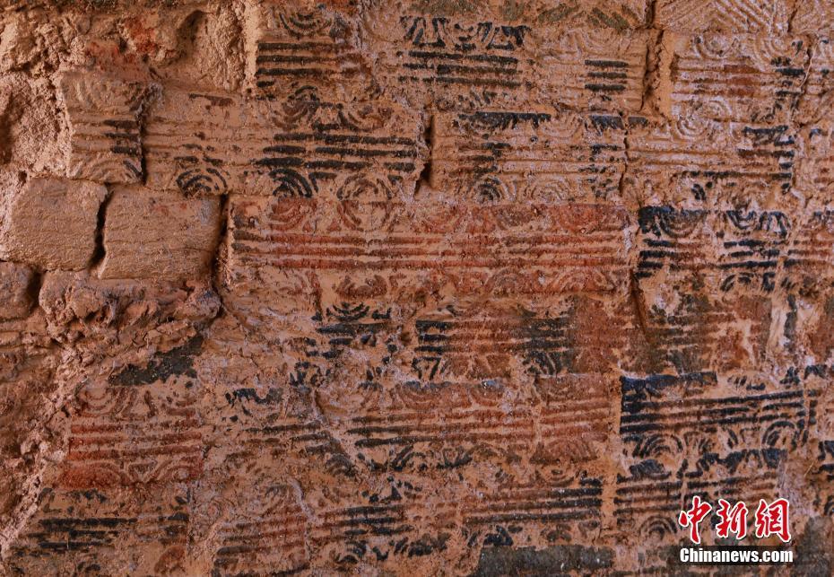 ���϶���שʽ��Ĺ