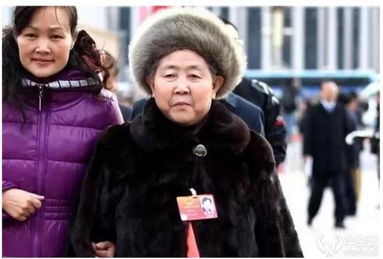 陶华碧不再持股 陶华碧不再持股