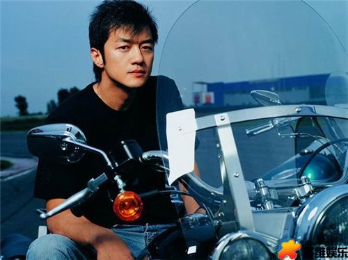 胡歌上戏当考官 胡歌上戏当考官