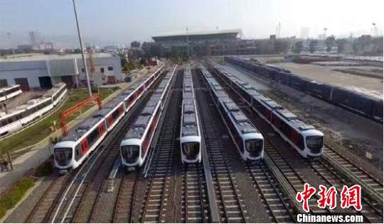 中车大连电牵公司自制"心脑" "护嫁"土耳其地铁车辆__中国青年网