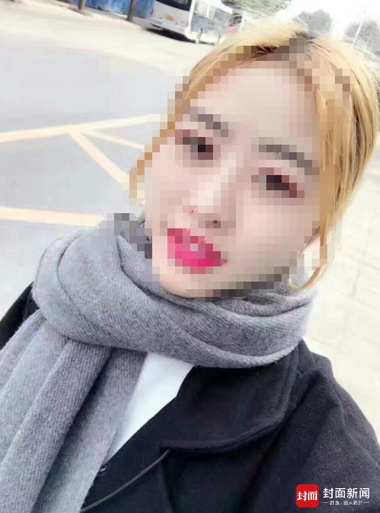 Ů�����б�ײ��Σ