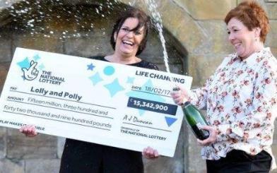 中1.3亿分闺蜜 中1.3亿分闺蜜