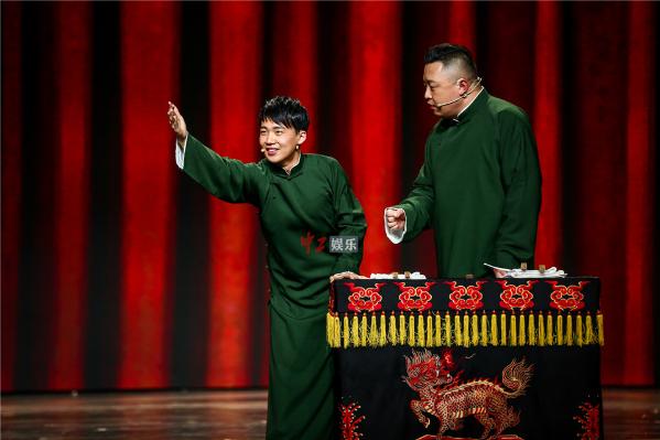 张小斐贾玲再登《欢乐喜剧人》 郭麒麟自曝历