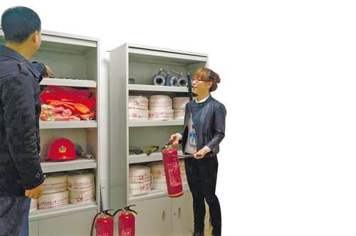 陆建华:用责任与爱心构筑火灾防护网