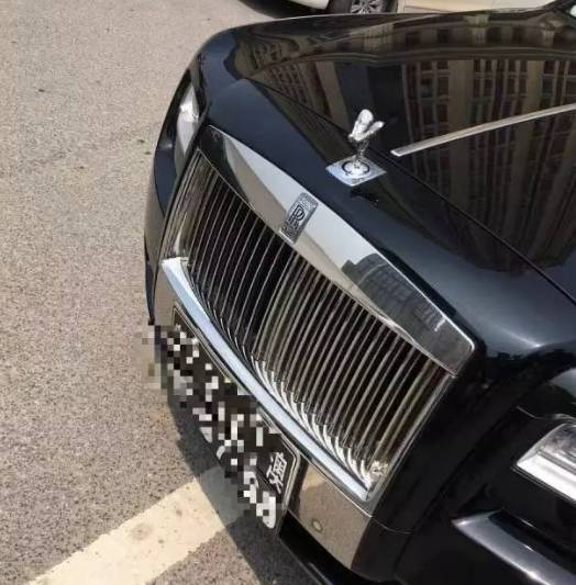 ����ŭ����˹��˹ ���ѣ���һײ��ʮ��ײû��