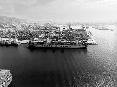 中远海运集团希腊比雷埃夫斯港集装箱码头