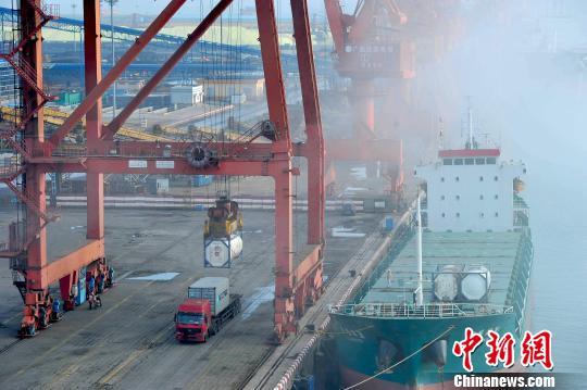 海关总署:第二季度中国进出口增幅很可能回落