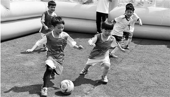 全国首家省级少儿足球俱乐部在杭成立