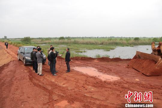 江西余干大明湖围堤工程调查：为根除湖区血吸虫