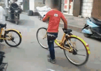 记者卧底揭共享单车漏洞4毛钱就能获开锁密码