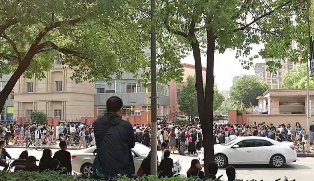 幼升小考题难家长 幼升小考题难家长